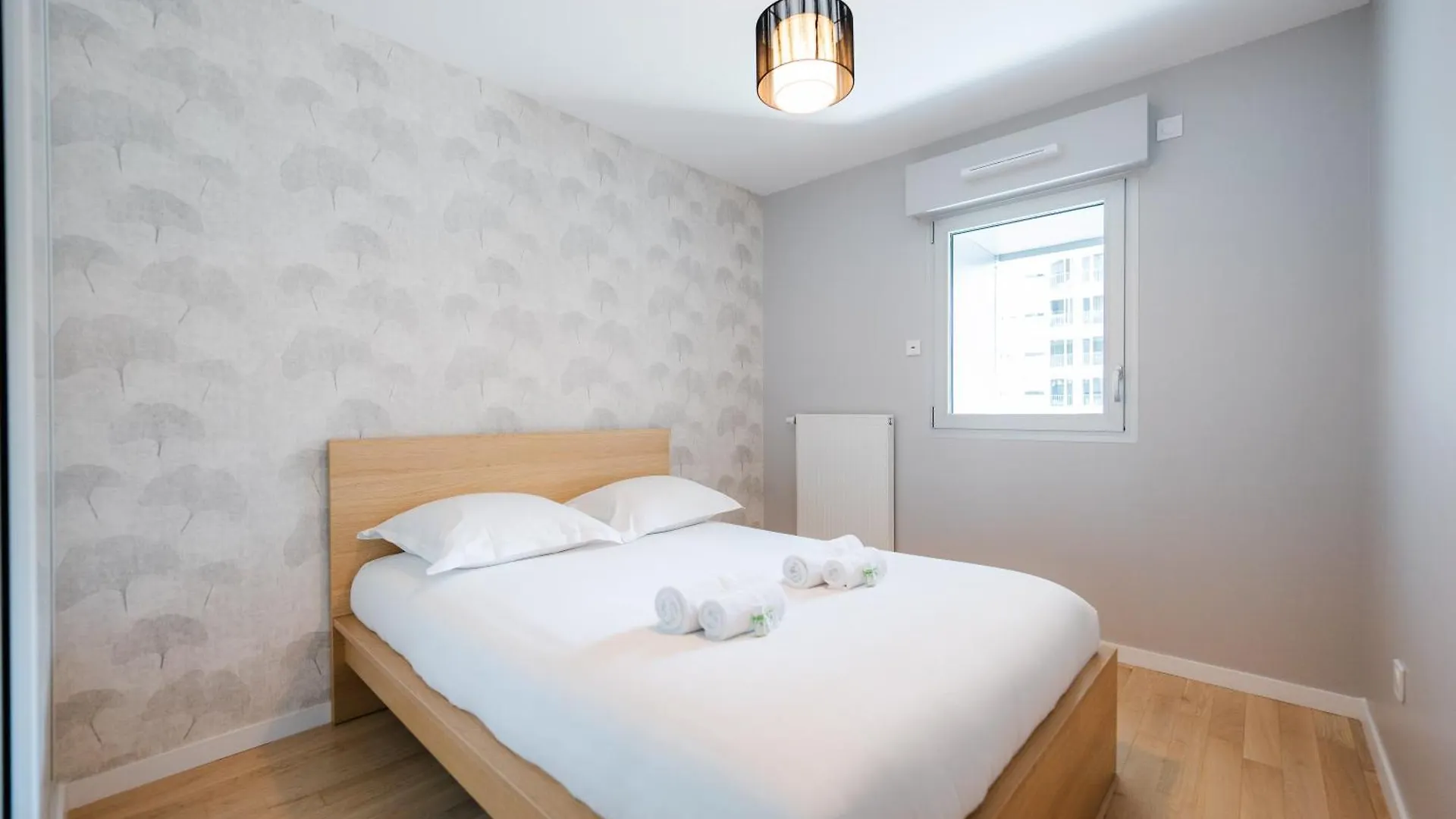 Confort Absolu A ,superbe Renove 7 Avec Salles De Bain Privatives Apartment Paris