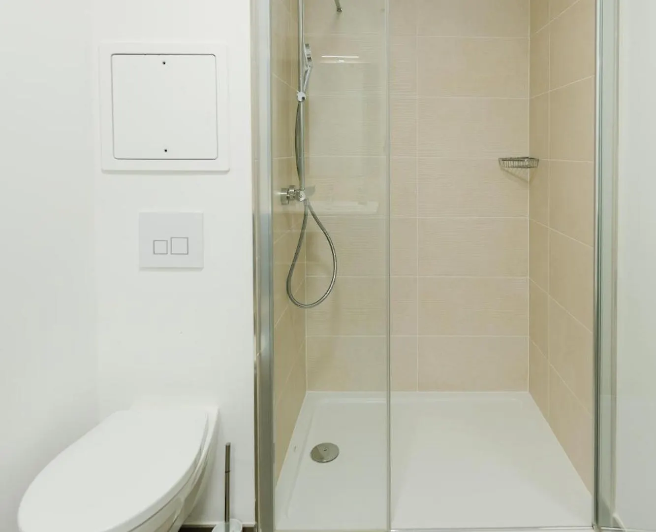 Confort Absolu A ,superbe Renove 7 Avec Salles De Bain Privatives *