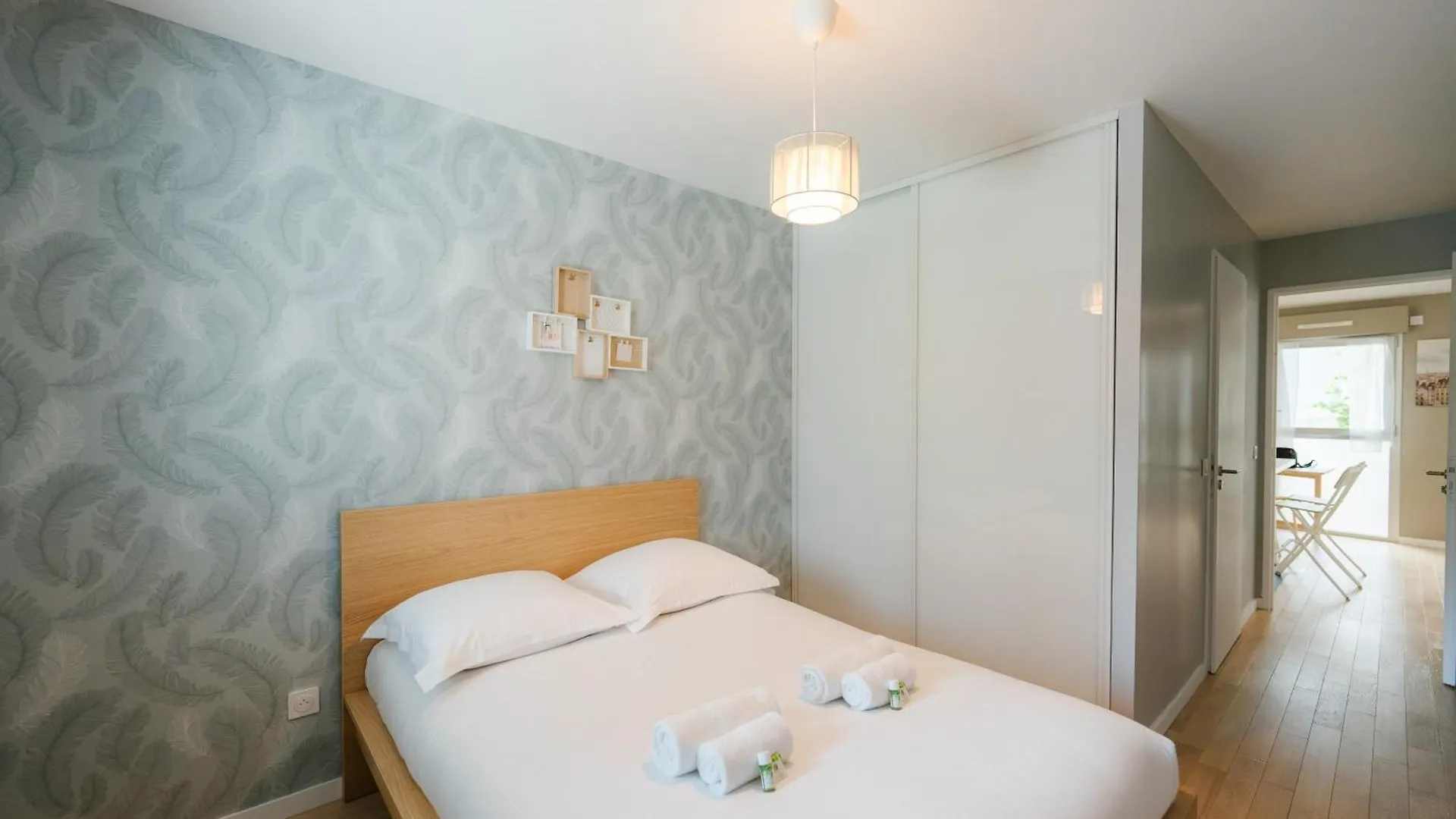 Apartment Confort Absolu A ,superbe Renove 7 Avec Salles De Bain Privatives