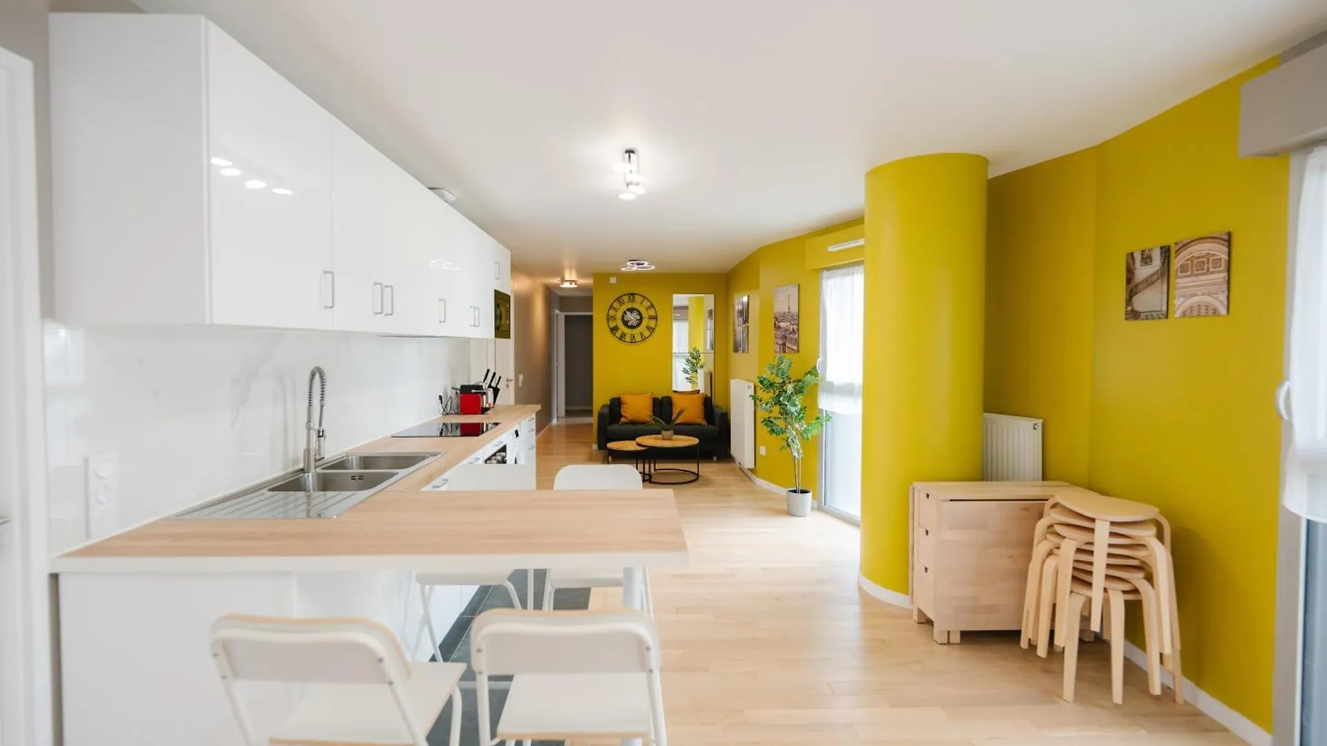 Confort Absolu A ,superbe Renove 7 Avec Salles De Bain Privatives