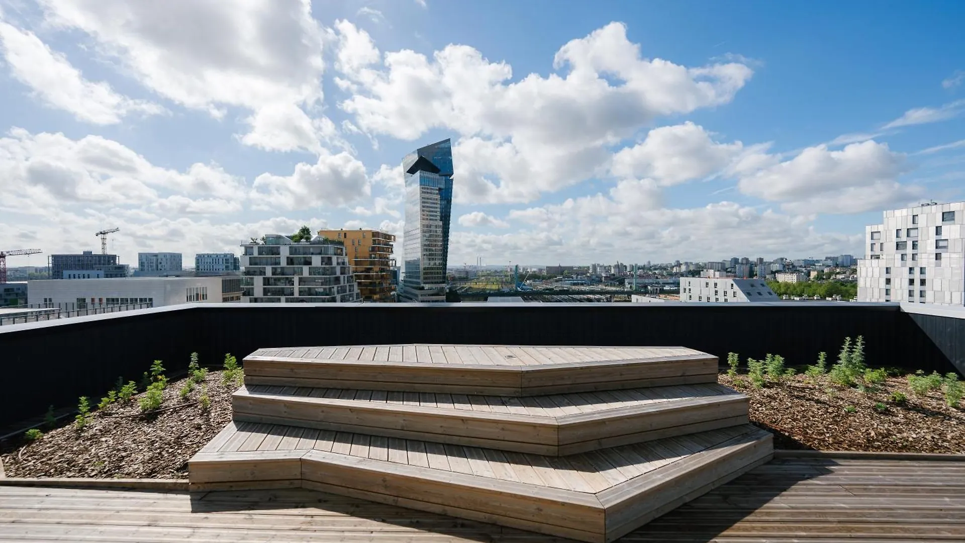 Confort Absolu A ,superbe Renove 7 Avec Salles De Bain Privatives Apartment *