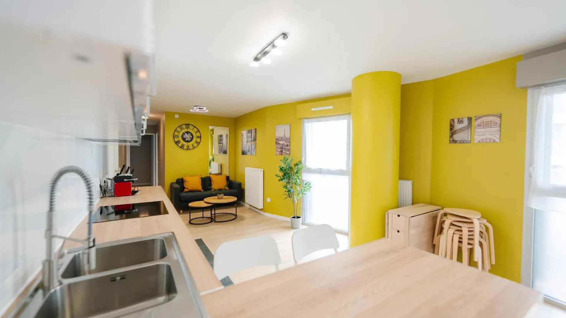 Confort Absolu A ,superbe Renove 7 Avec Salles De Bain Privatives