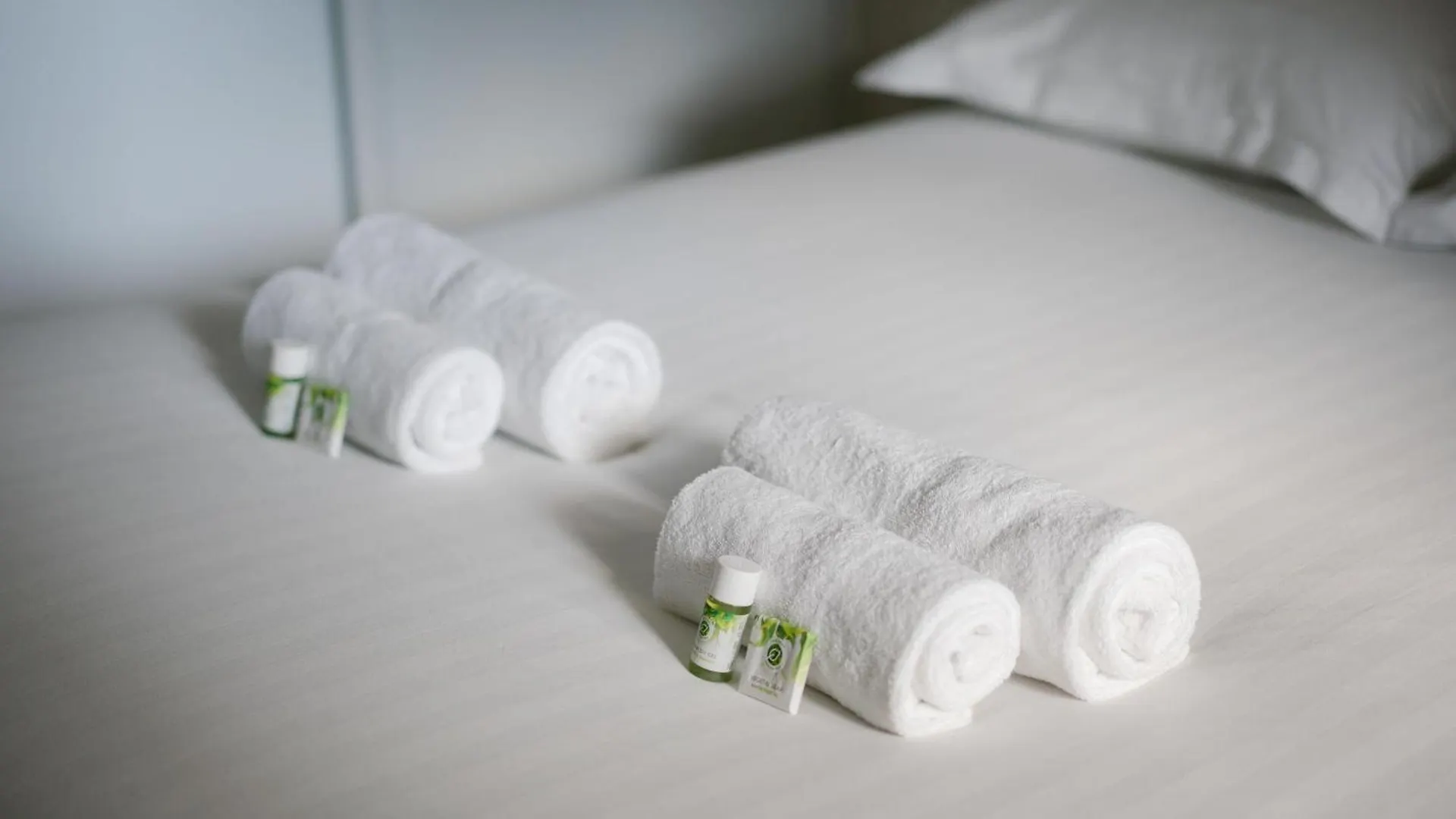Confort Absolu A ,superbe Renove 7 Avec Salles De Bain Privatives דירה *